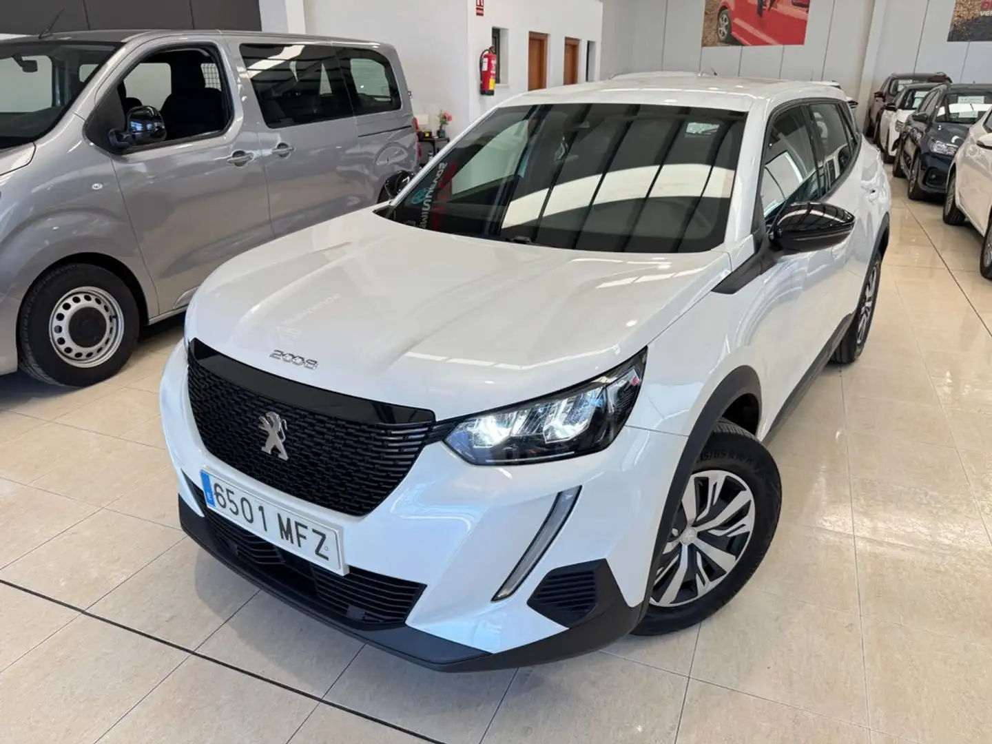 Peugeot 2008 1.2 PureTech S&S Active Pack 100 Blanco - 1