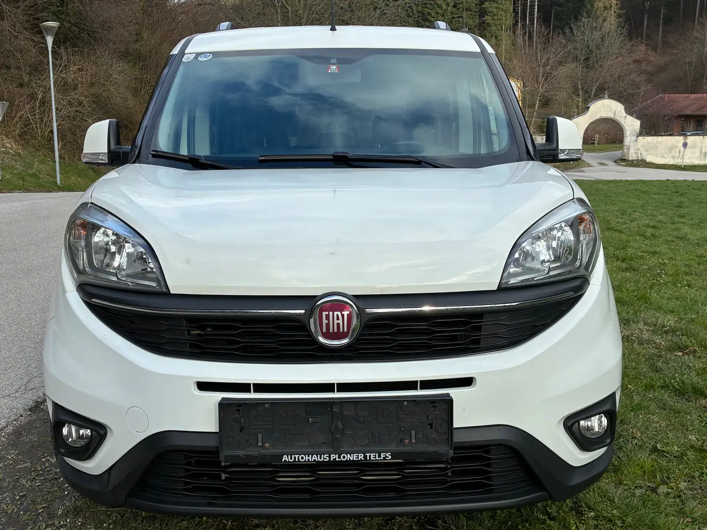 Fiat Doblo Doblo 1,4 T-Jet Natural Power 120 Easy Easy Weiß - 1