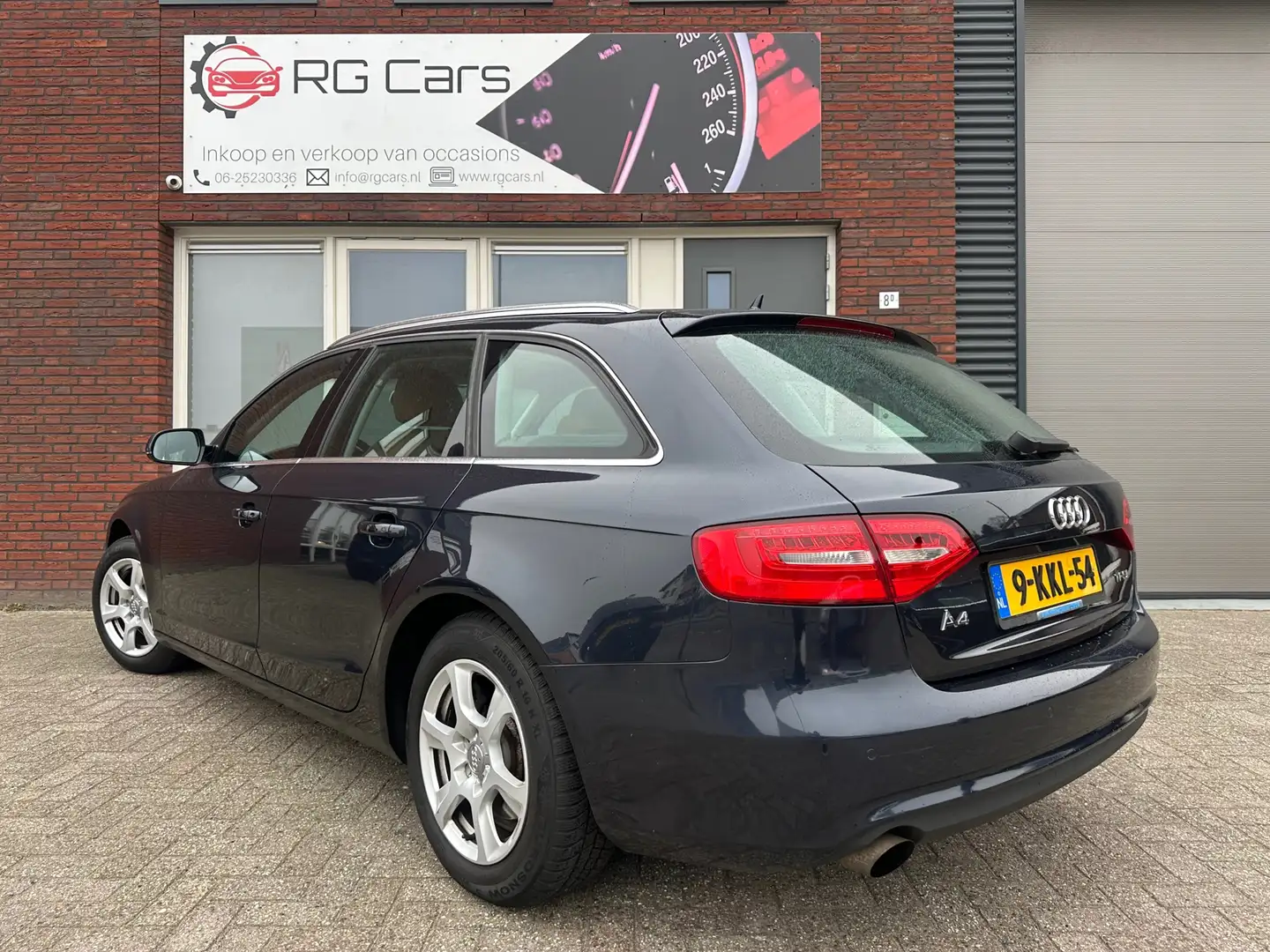 Audi A4 Avant 1.8 TFSI Business Edition / Navi / Leder / P Azul - 2