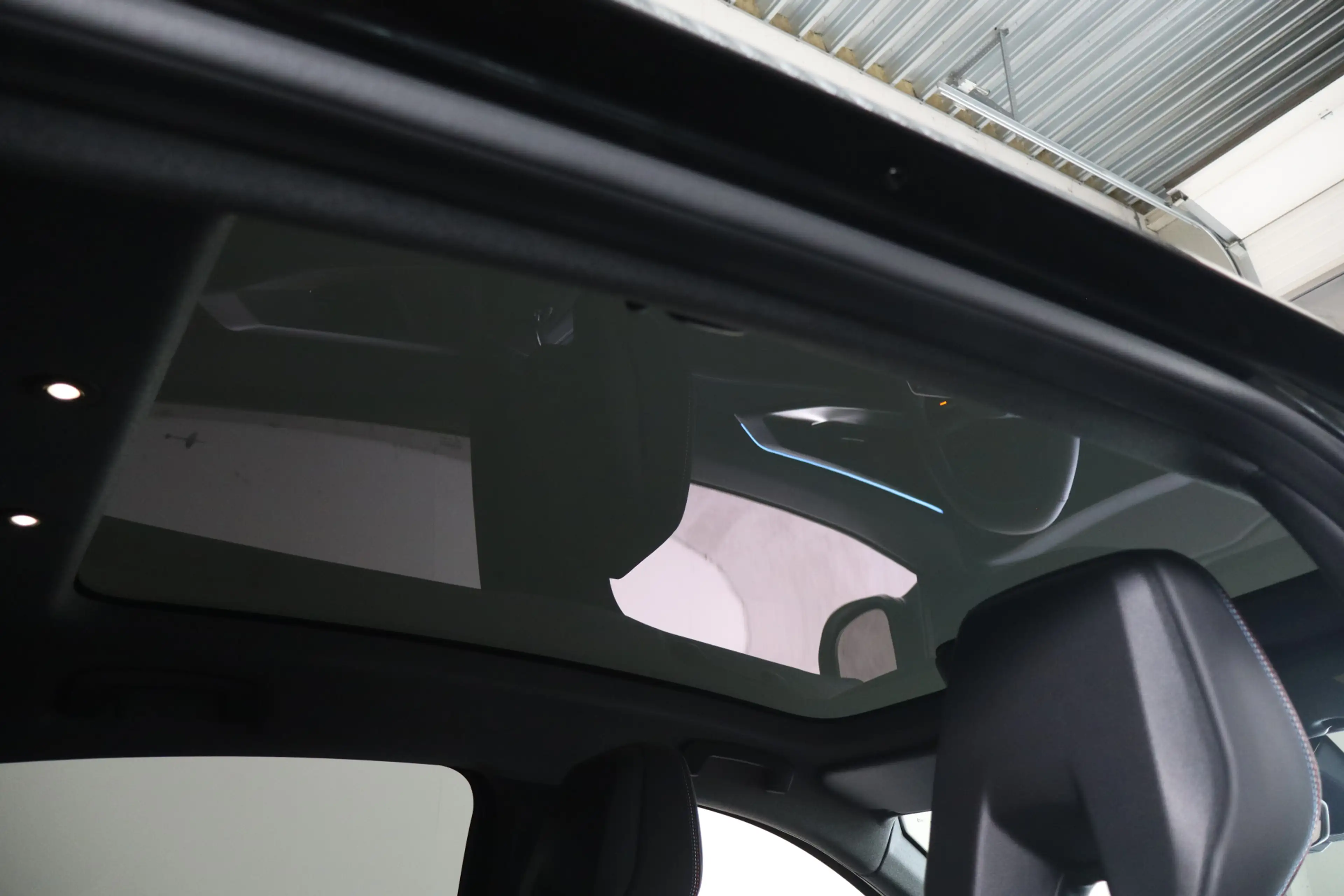 Renault Rafale 1.2 E-Tech 4x4 plug-in hybrid 300 esprit Alpine Pa — photo 41