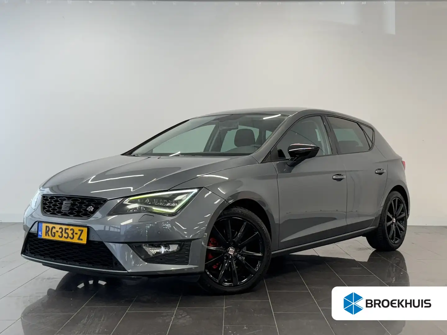 SEAT Leon 1.4 TSI FR | Achterbank in delen neerklapbaar | Ac Grijs - 1