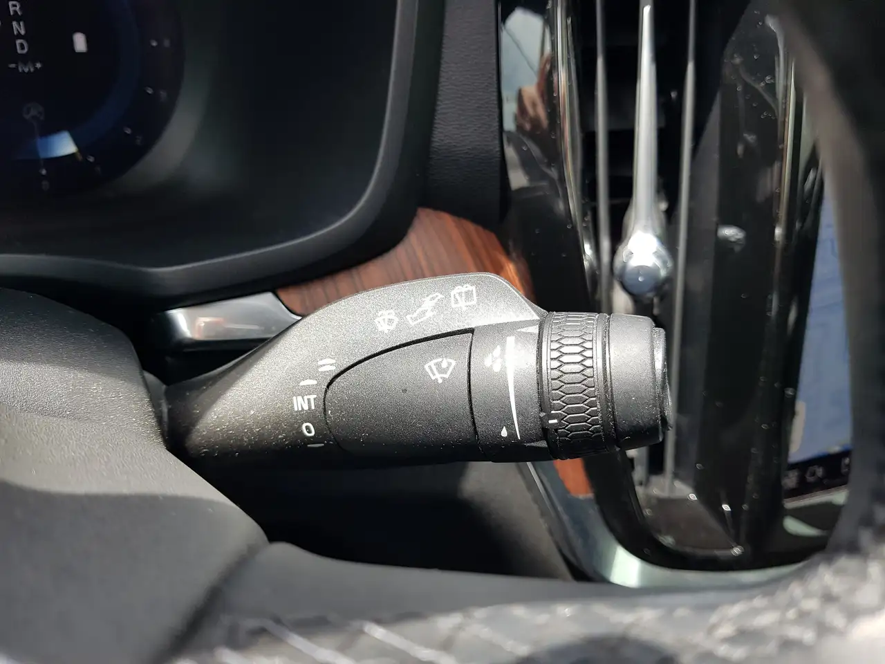 Volvo V60 снимка Volvo V60