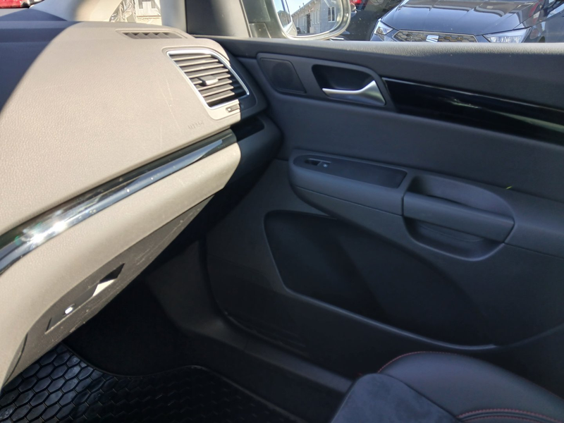 SEAT Alhambra FR TDI DSG — photo 15