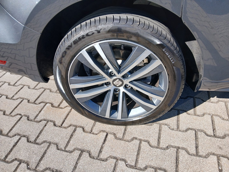 SEAT Alhambra FR TDI DSG — photo 9
