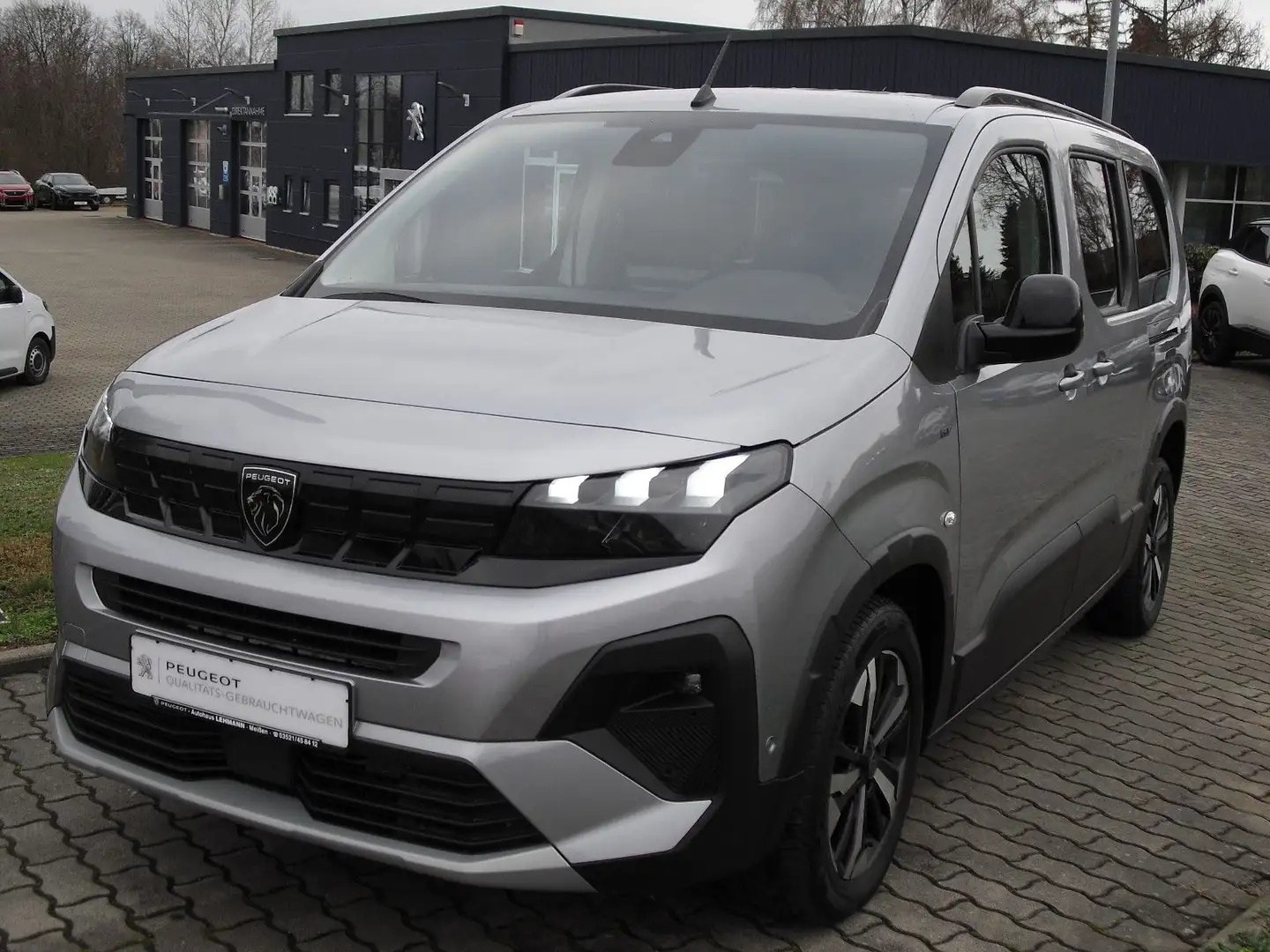 Peugeot Rifter GT HDi130 EAT8 L2*7-Sitzer*SHZ*LRH*FSH* Silber - 1