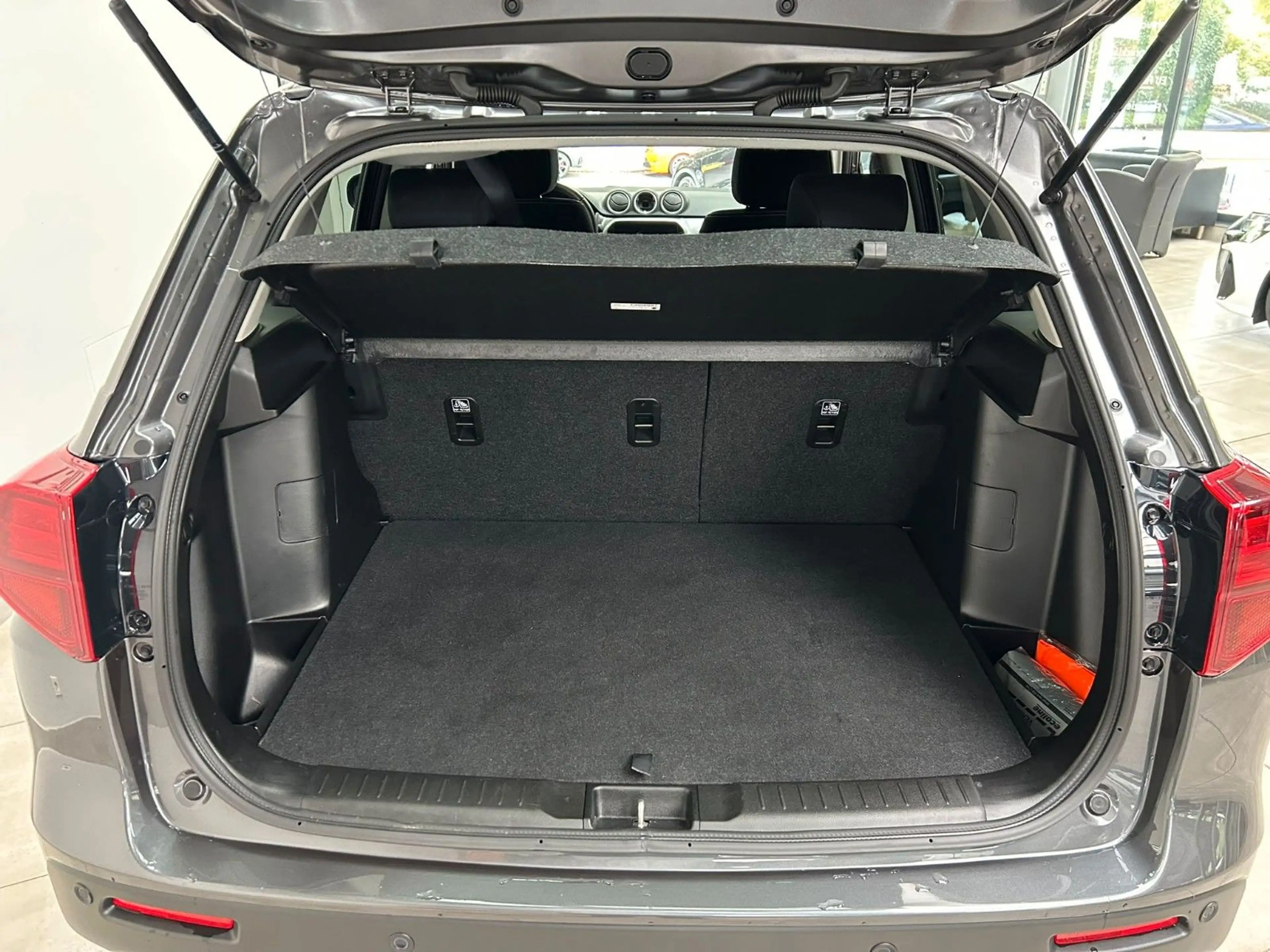 Suzuki Vitara 1.4 Mild-Hybrid 4x2 Navi Tempo Spur — photo 15