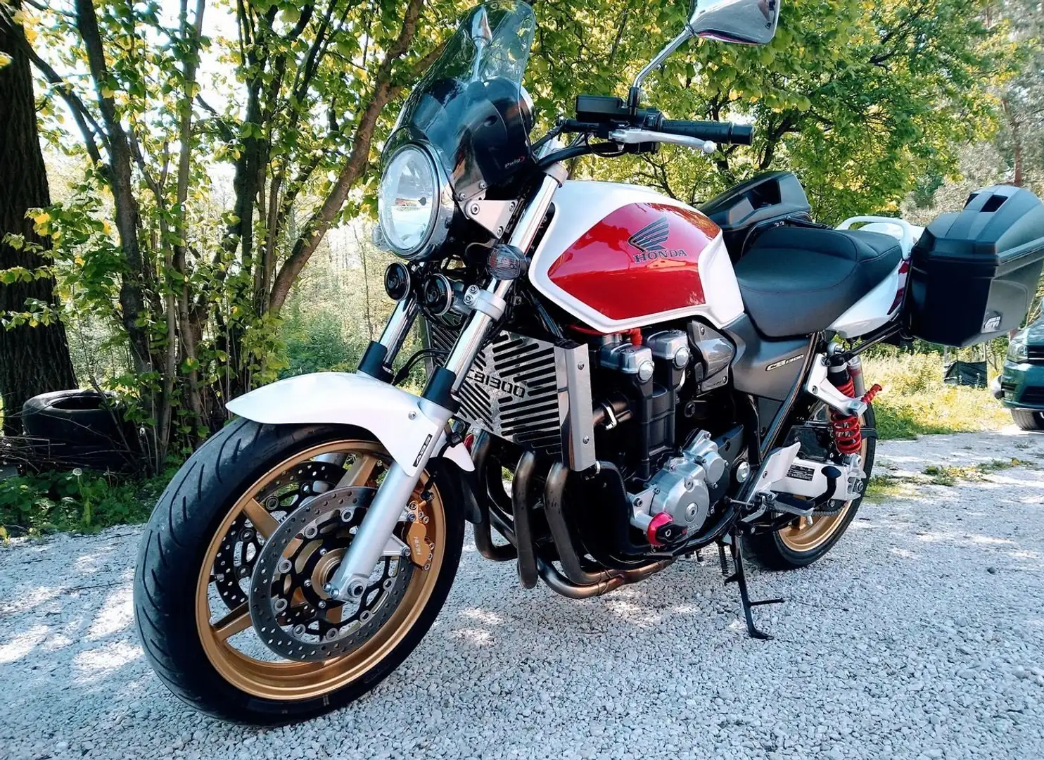 Honda CB 1300 Bílá - 1