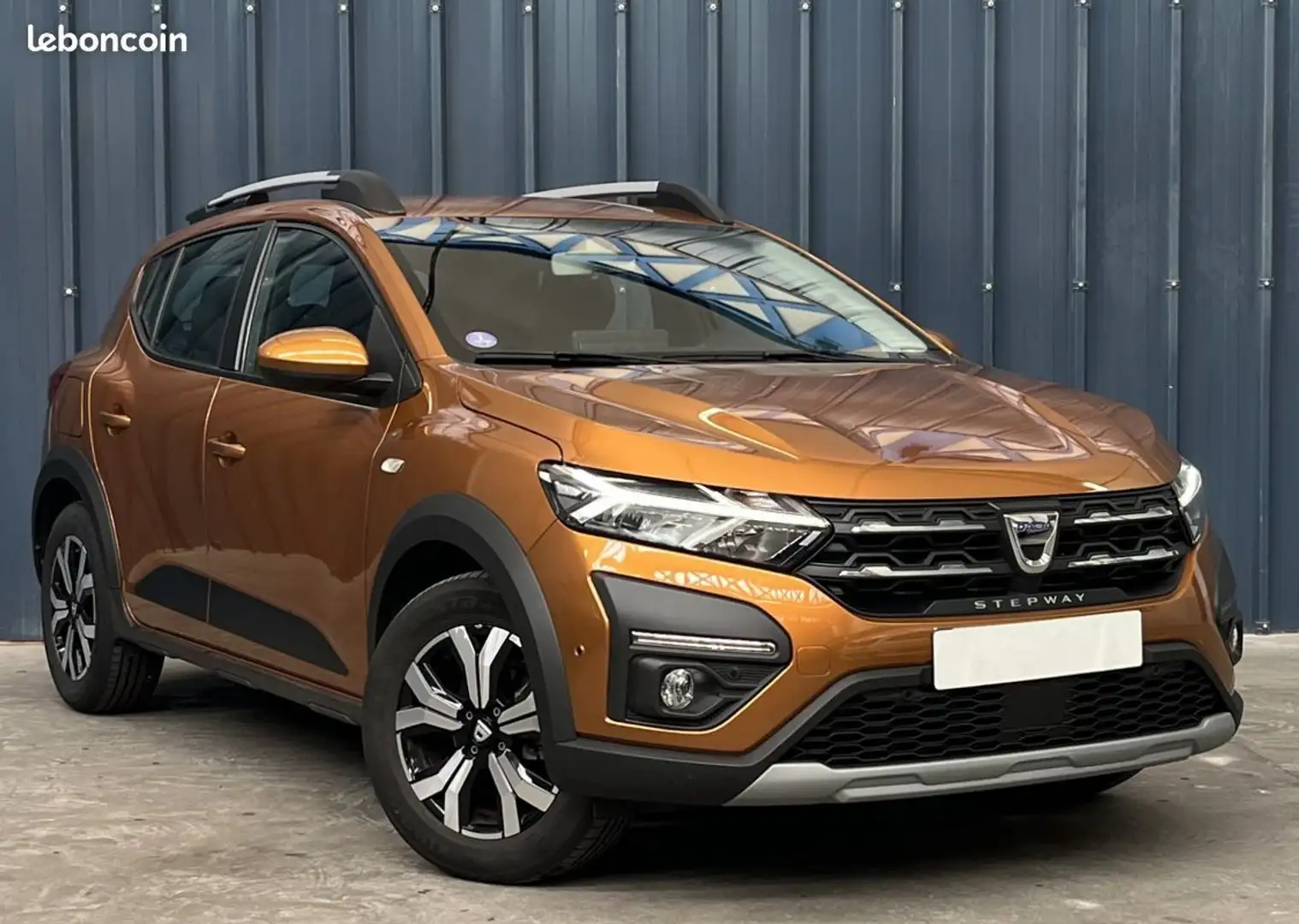 Dacia Sandero Stepway 100ch GPL Essence Confort %2B Garantie 1 An 1ère Main Suivi Complet Caméra de Recul Line assist Carplay Goud - 2