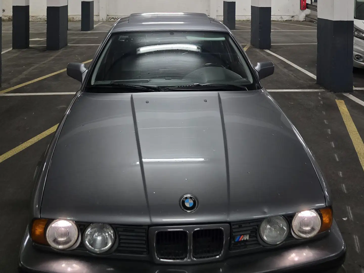 BMW 535 Gris - 1