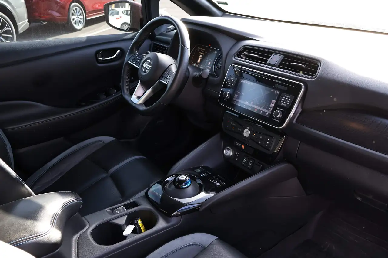 Nissan Leaf fotografie Nissan Leaf