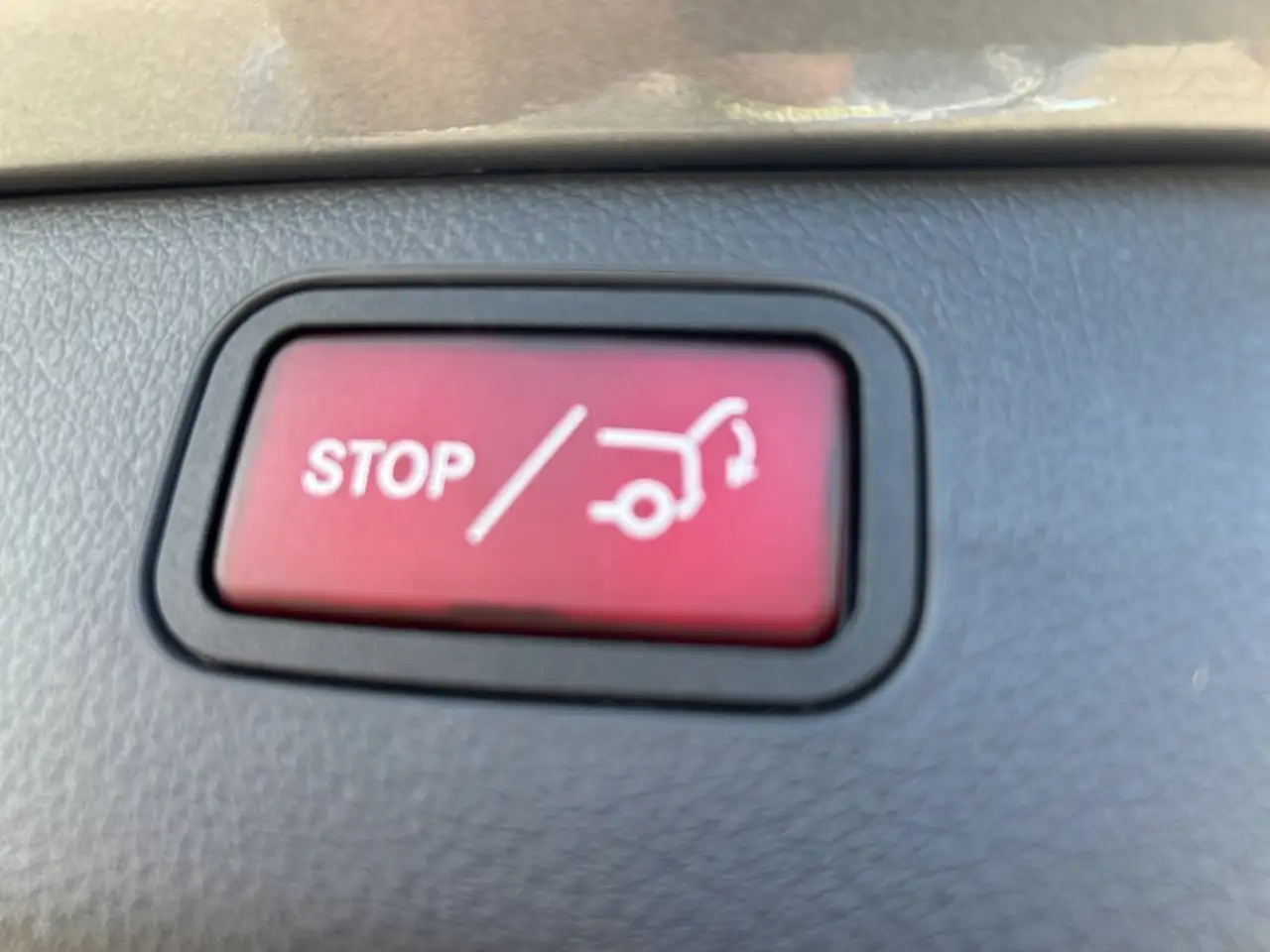 Mercedes-Benz C 220 C220d 4M T Standhz AHK Memo SpurPkt LED el.Heckk 15