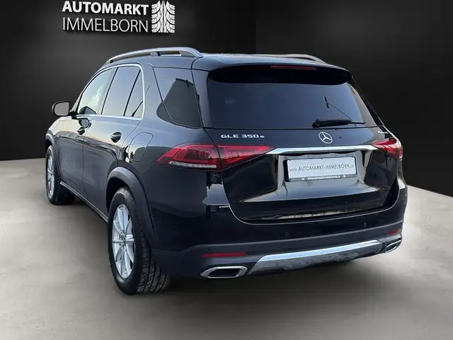Mercedes-Benz GLE view 8