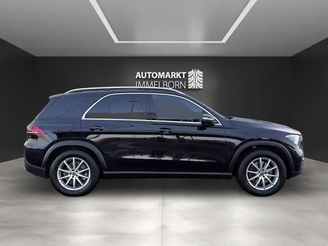 Mercedes-Benz GLE view 9