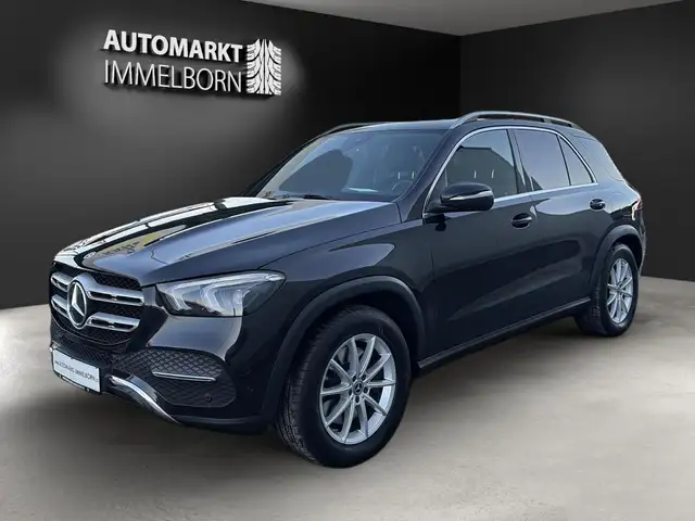 Mercedes-Benz GLE view 4