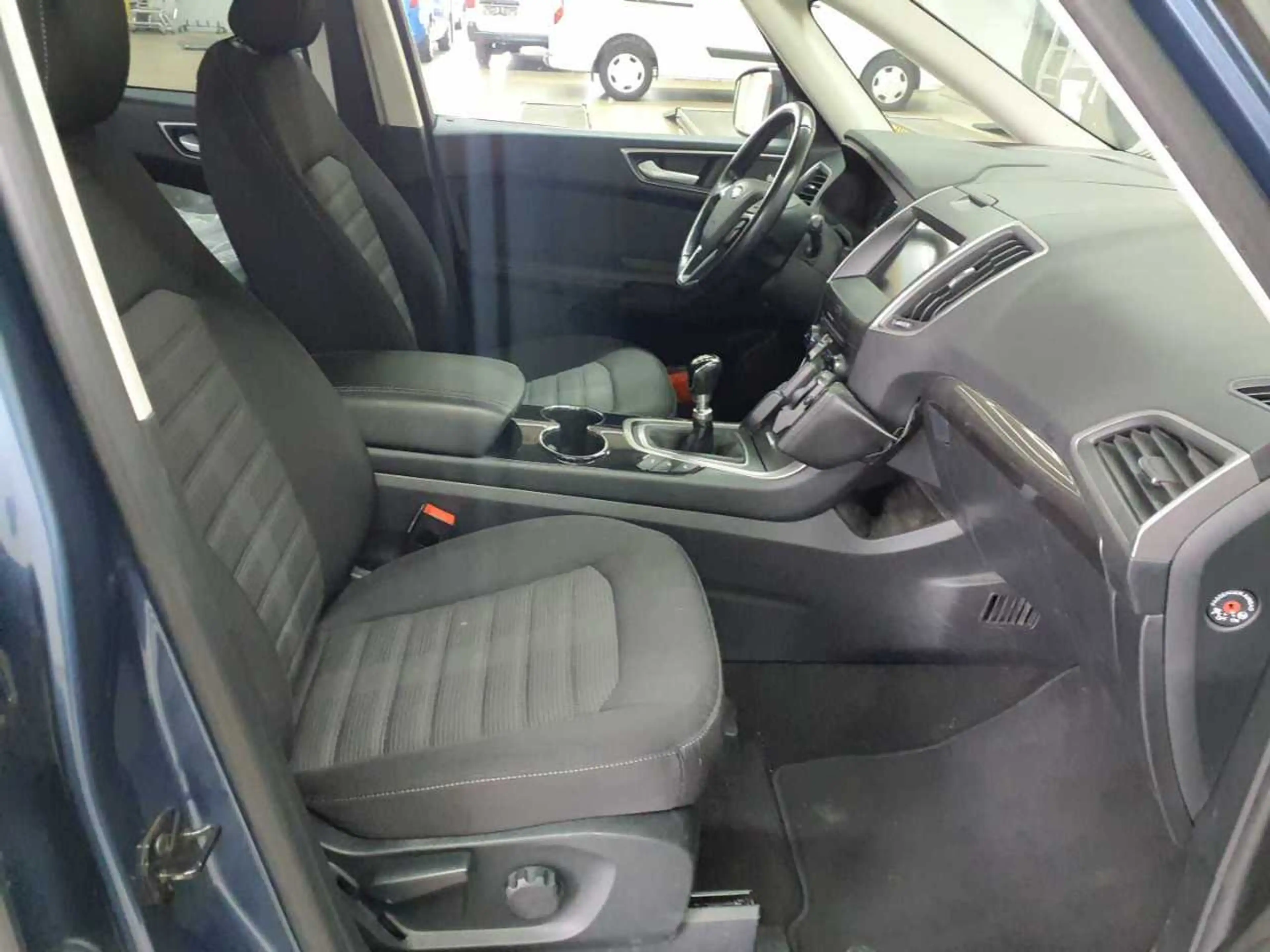 Ford Galaxy Galaxy 1.5 EcoBoost Business Edition AHK — photo 7