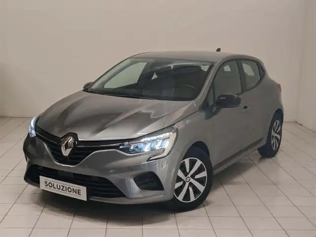 Renault Clio main image