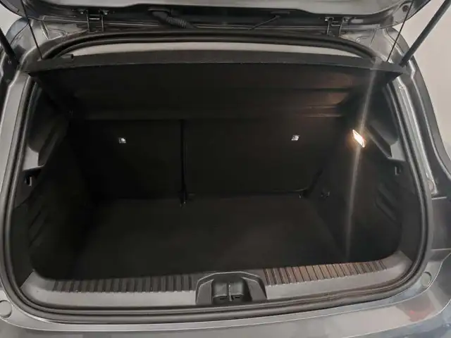 Renault Clio view 25