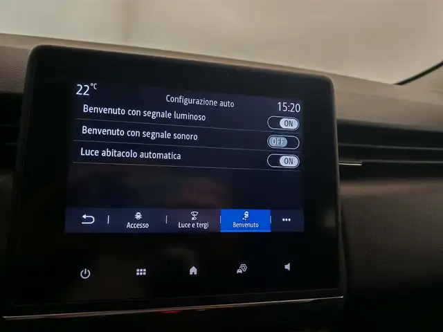 Renault Clio view 15