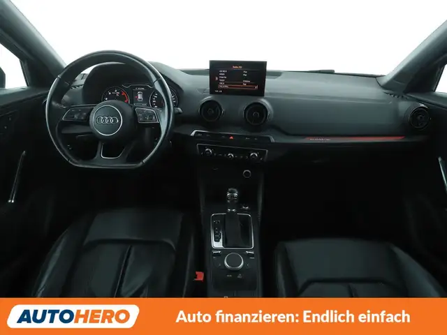 Audi Q2 view 12