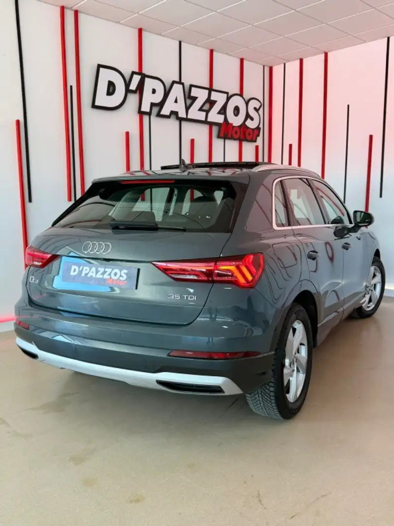 Audi Q3 35 TDI S tronic 110kW Grau - 2