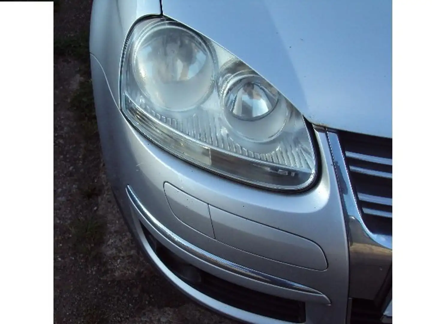 Volkswagen Golf Variant Golf Variant 1.6 TDI DPF Comfortline Silber - 2