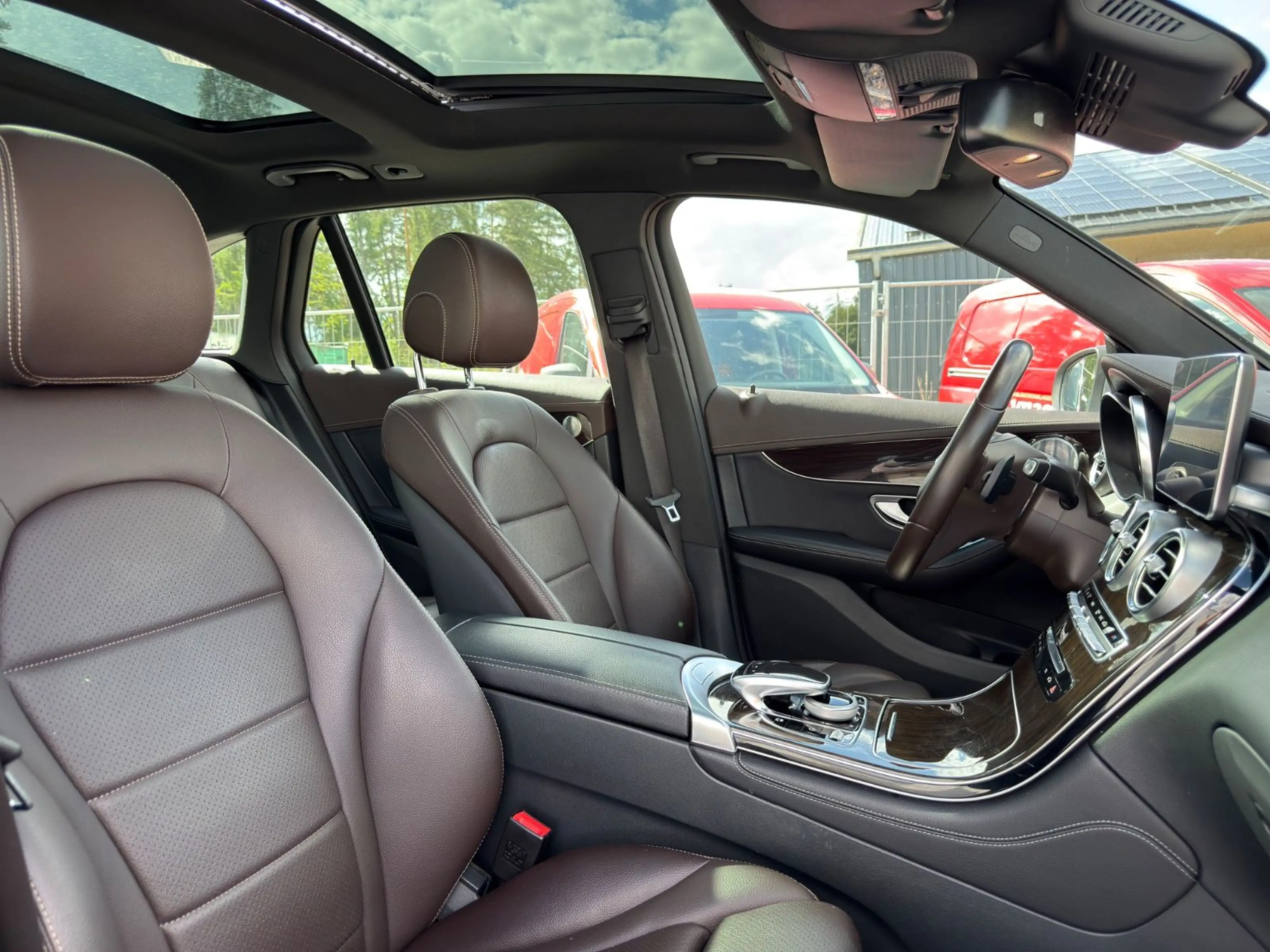 Mercedes-Benz GLC 350 d 4Matic *ILS*AHK*360º*Comand*Burmester* — photo 9