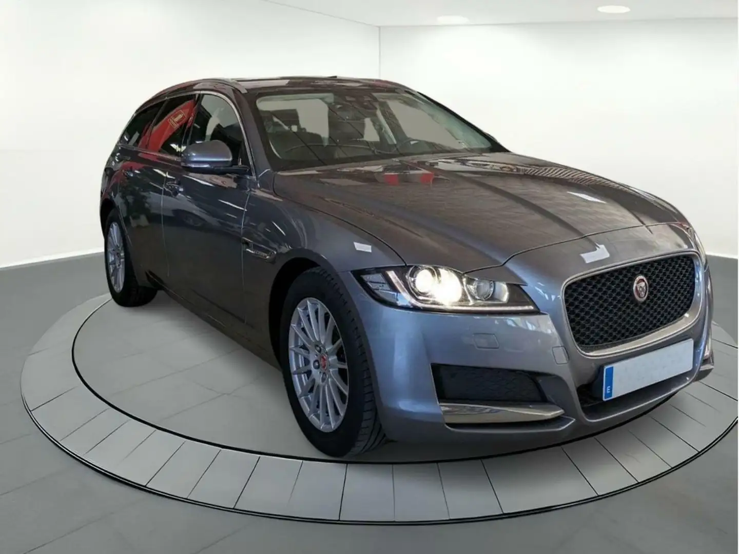Jaguar XF SPORTBRAKE 2.0 D E-PERFORMANCE PRESTIGE Gris - 2