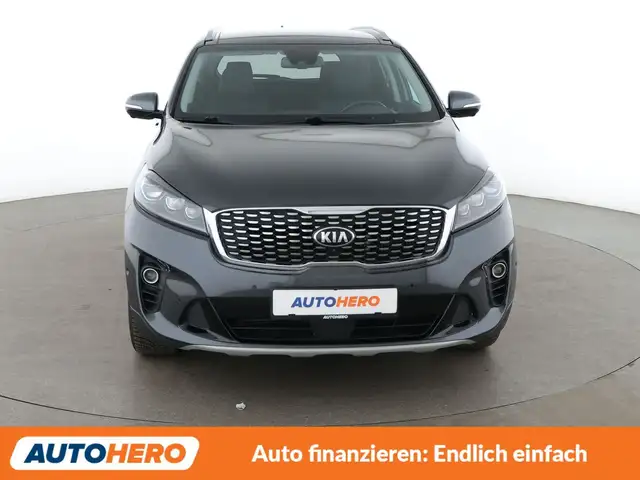Kia Sorento view 9