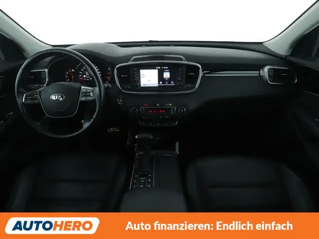 Kia Sorento view 12