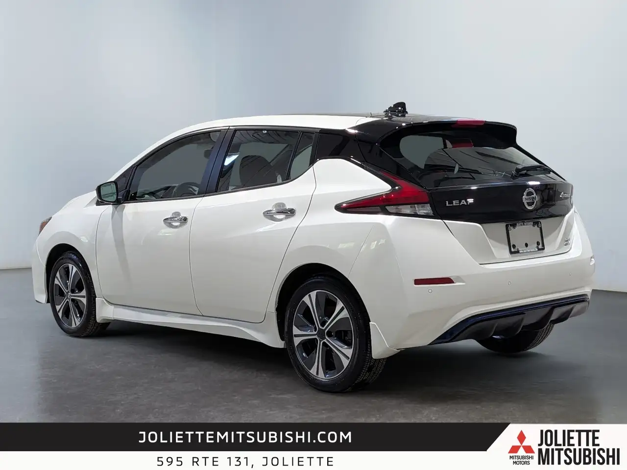 Nissan Leaf photo Nissan Leaf