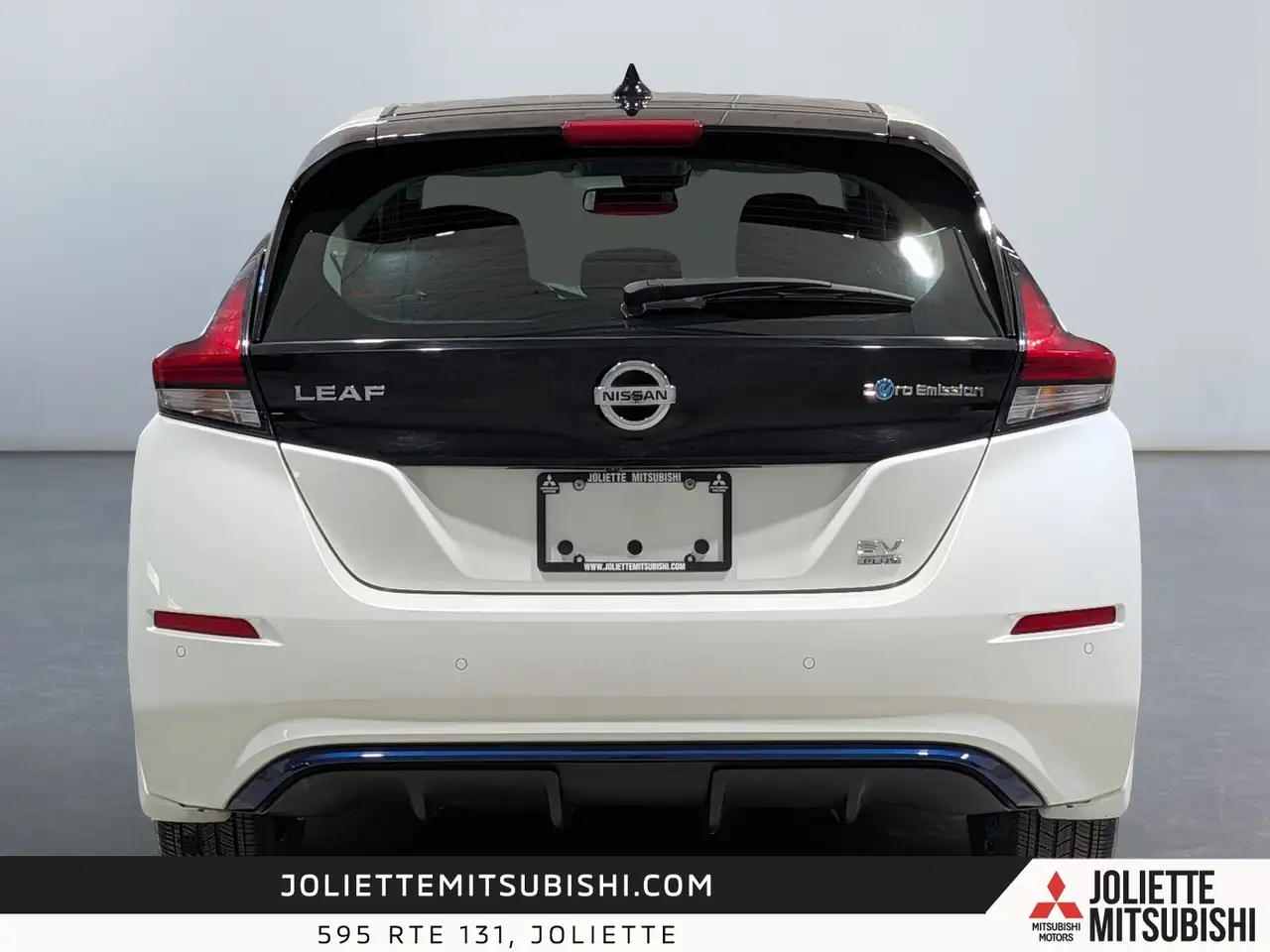 Nissan Leaf photo Nissan Leaf