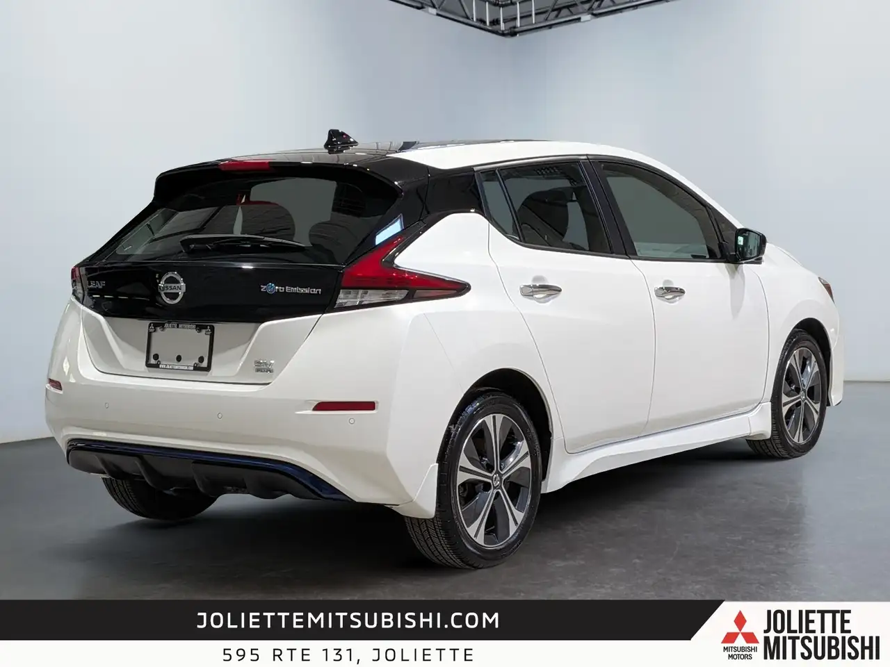 Nissan Leaf photo Nissan Leaf