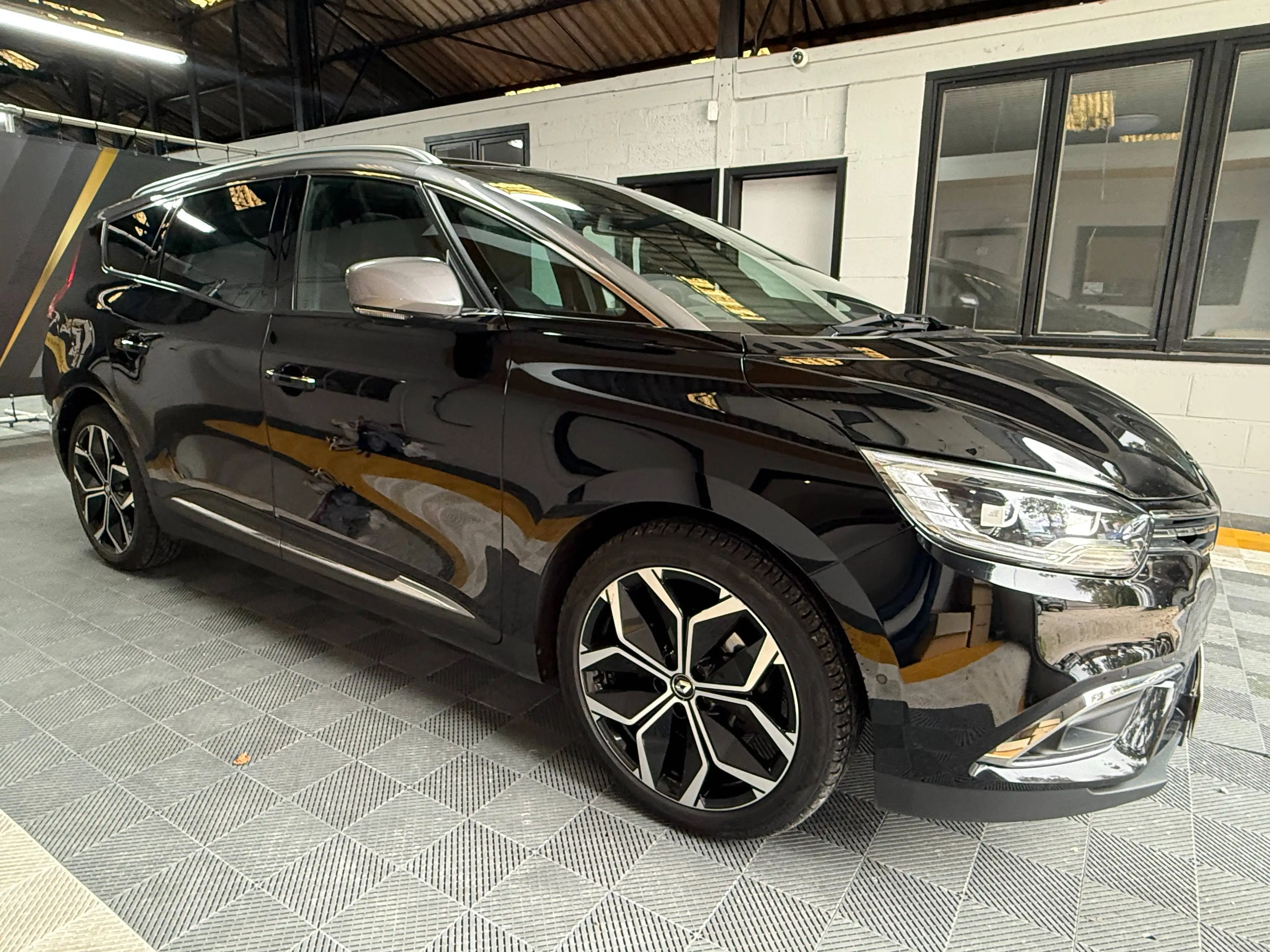 Renault Grand Scenic Grand Scénic 1.33 TCe Intens EDC GPF - GARANTIE 12M — photo 3