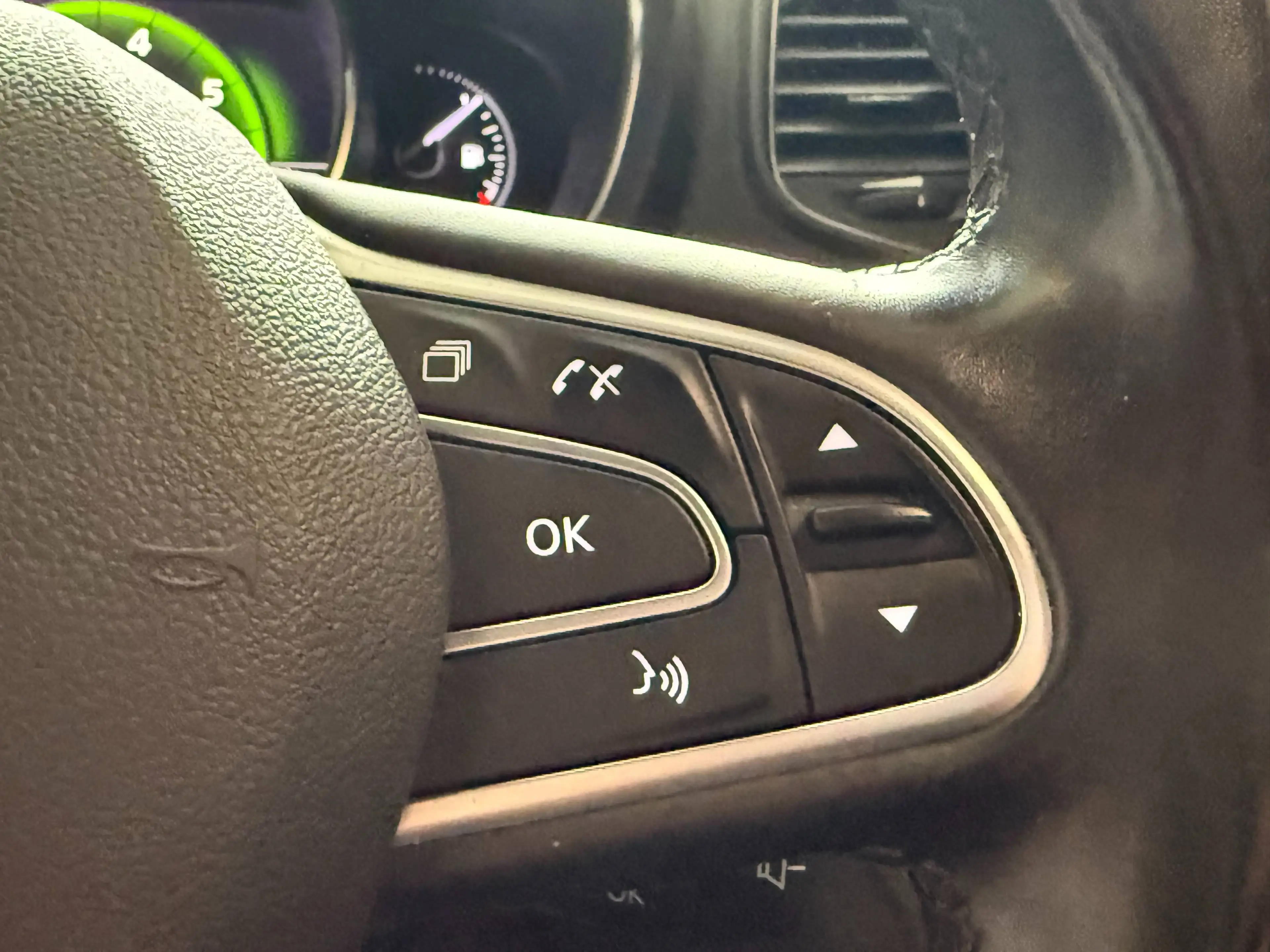 Renault Grand Scenic Grand Scénic 1.33 TCe Intens EDC GPF - GARANTIE 12M — photo 13