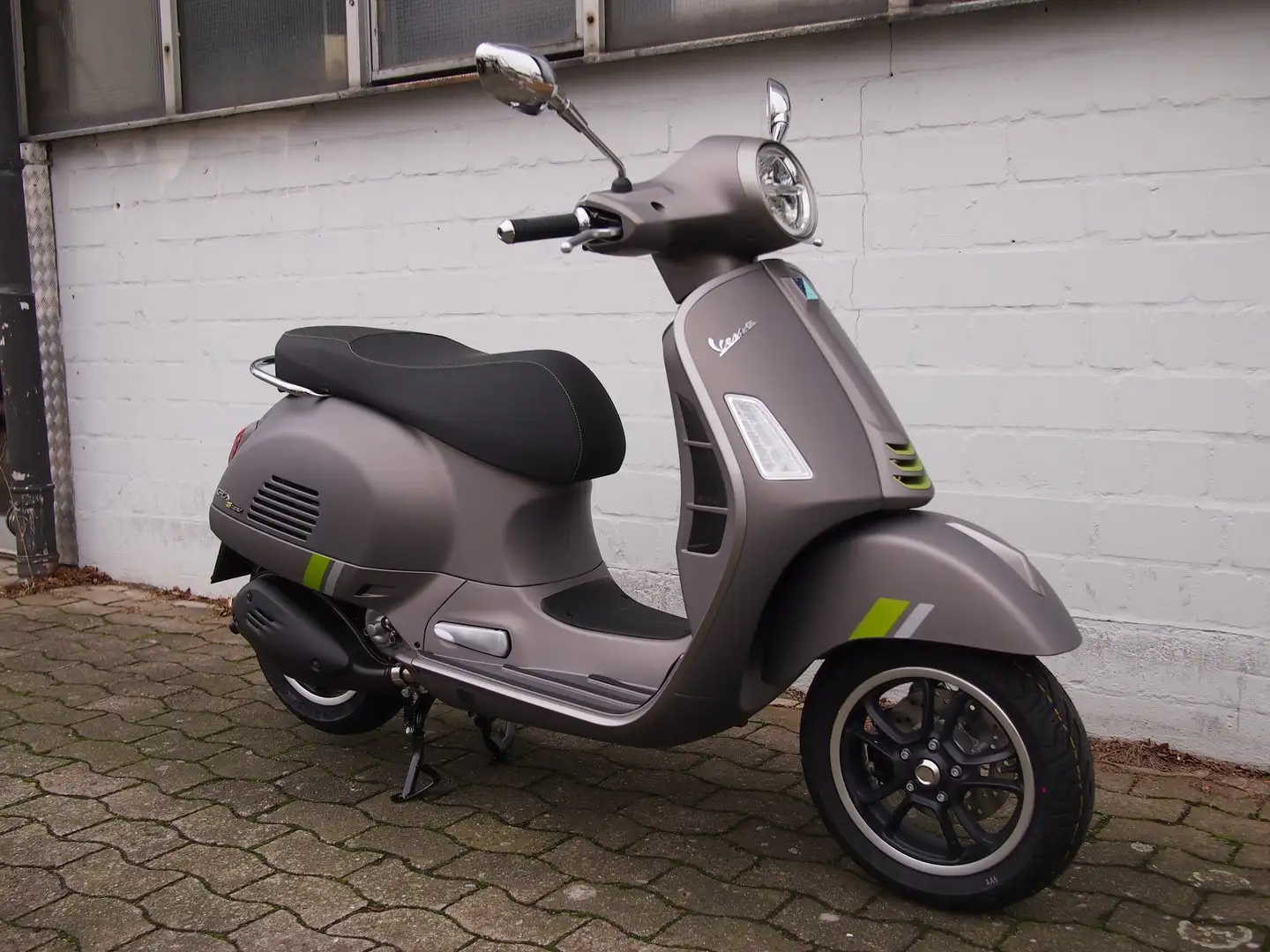 Vespa GTS Super Tech 125 AKTIONSPREIS! Szürke - 1