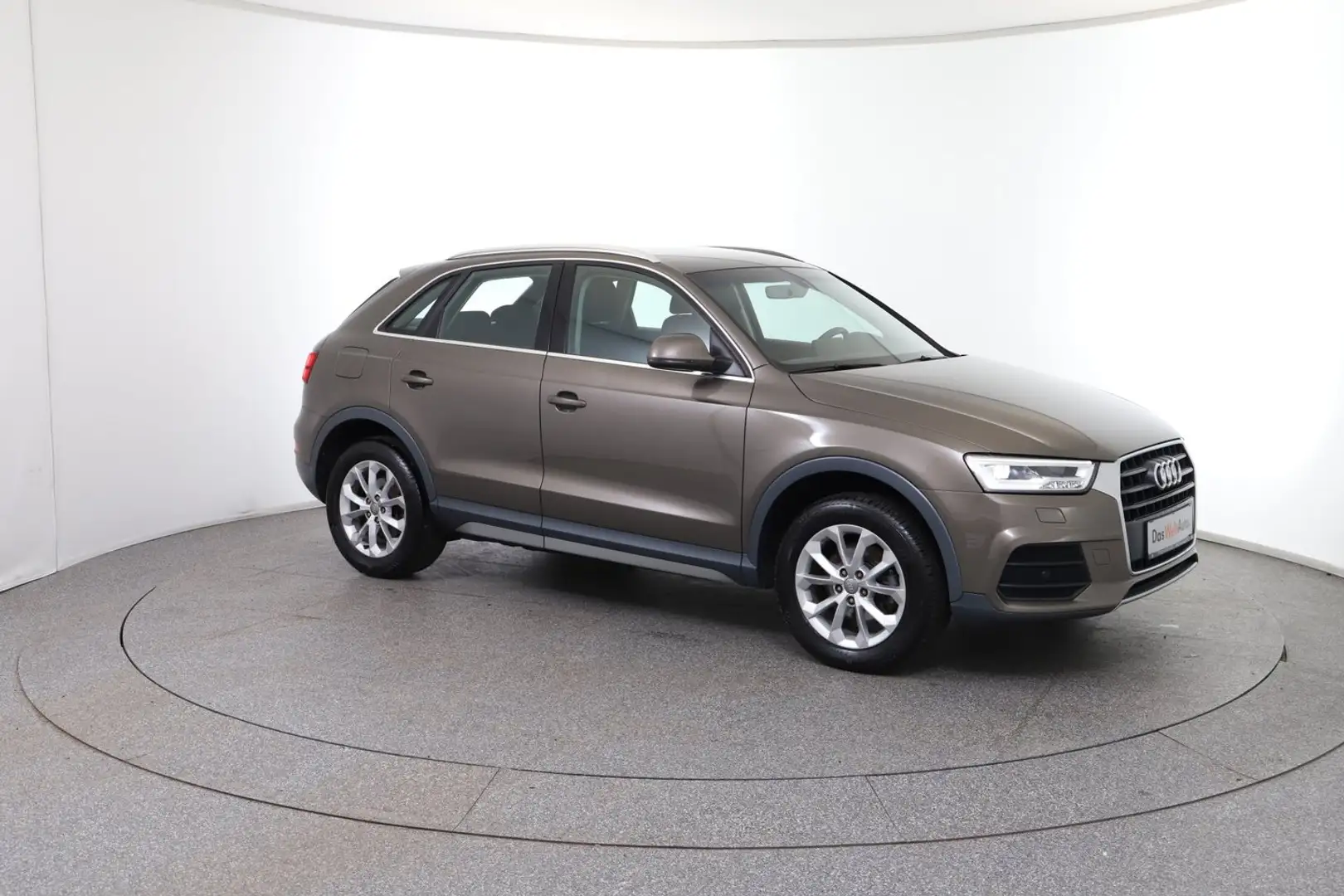 Audi Q3 2.0 TDI intense Brun - 2