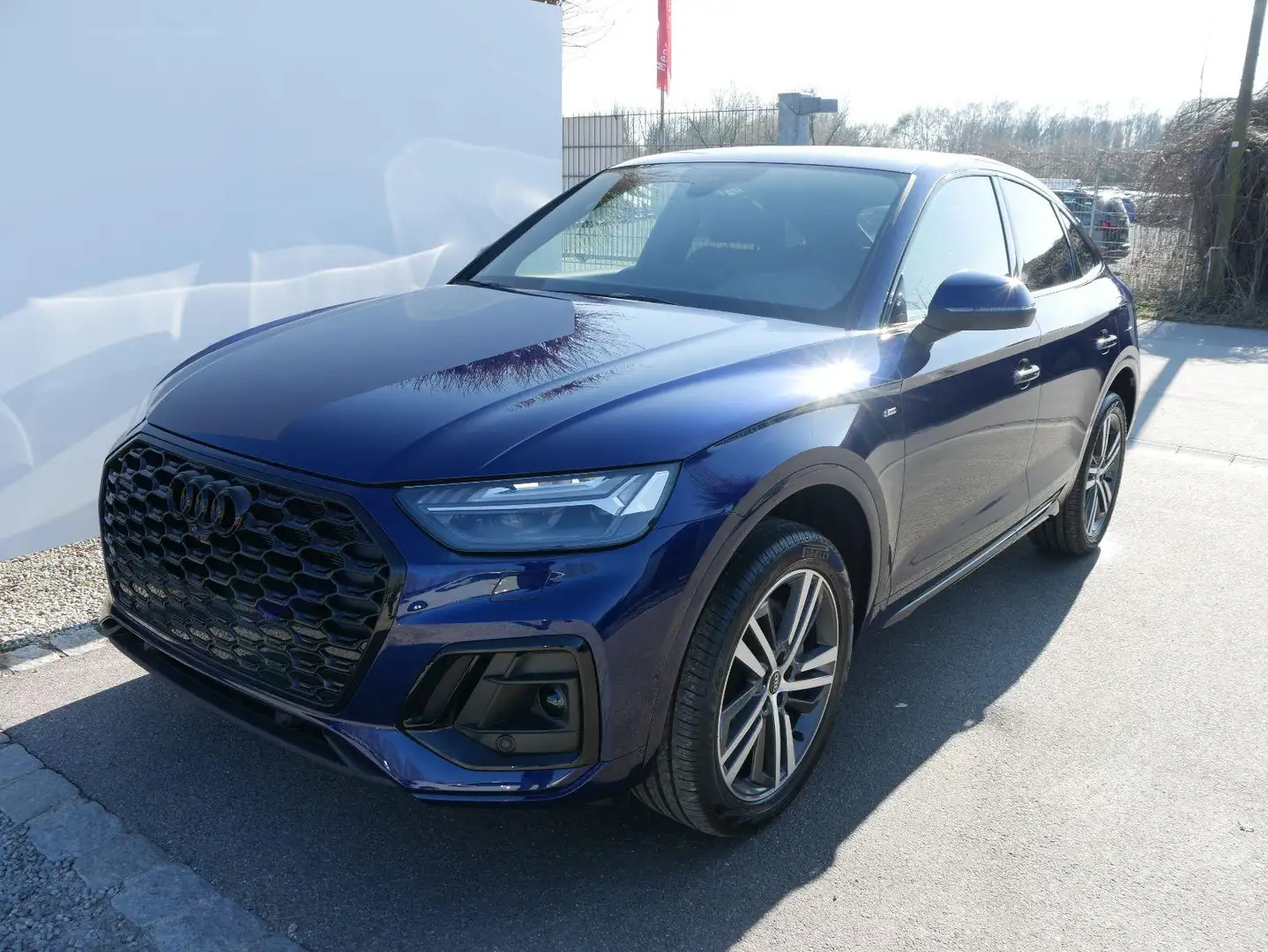 Audi Q5 Sportback 50 TFSIe quattro S line *PANO*NAVI*20 ZO Blau - 2
