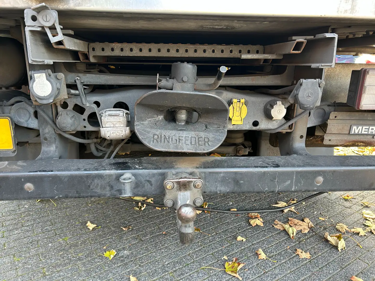 Mercedes-Benz Vario 818D - 2