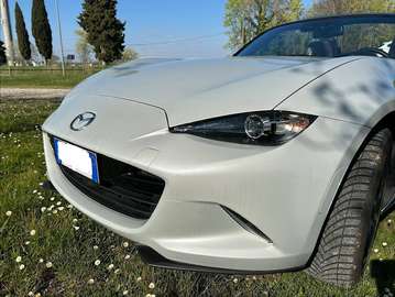 MX-5 IV 2015 Soft Top 2.0 Exceed i-eloop 184cv