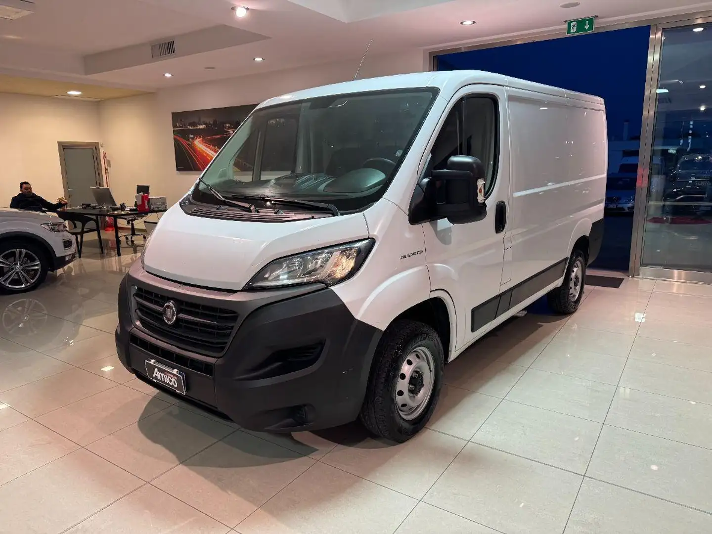 Fiat Ducato FURGONE Corto Tetto Basso 2021 Wit - 2