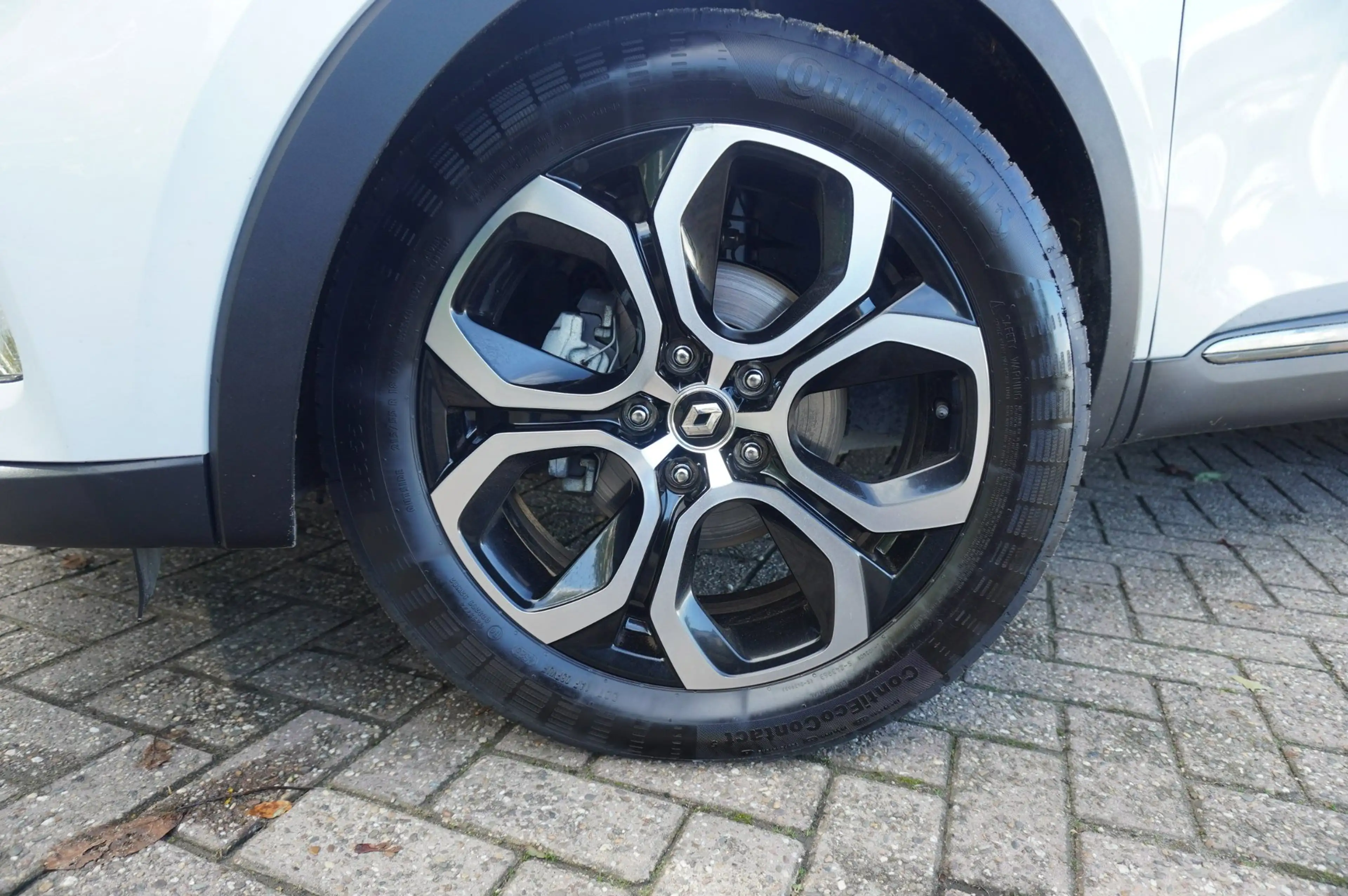 Renault Arkana 1.3 mild hybrid 160 techno / Schuifkanteldak / Car — photo 2