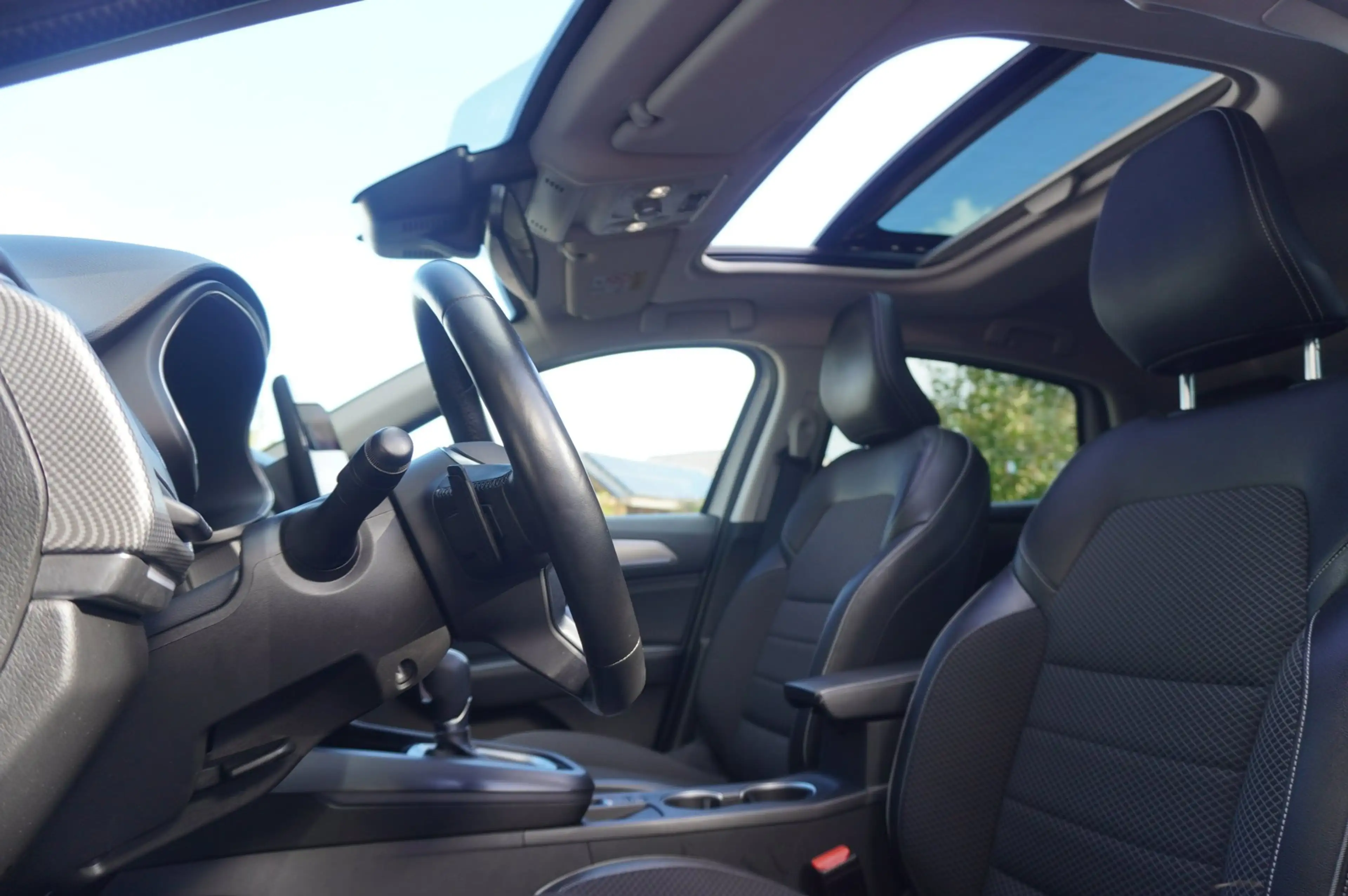 Renault Arkana 1.3 mild hybrid 160 techno / Schuifkanteldak / Car — photo 12