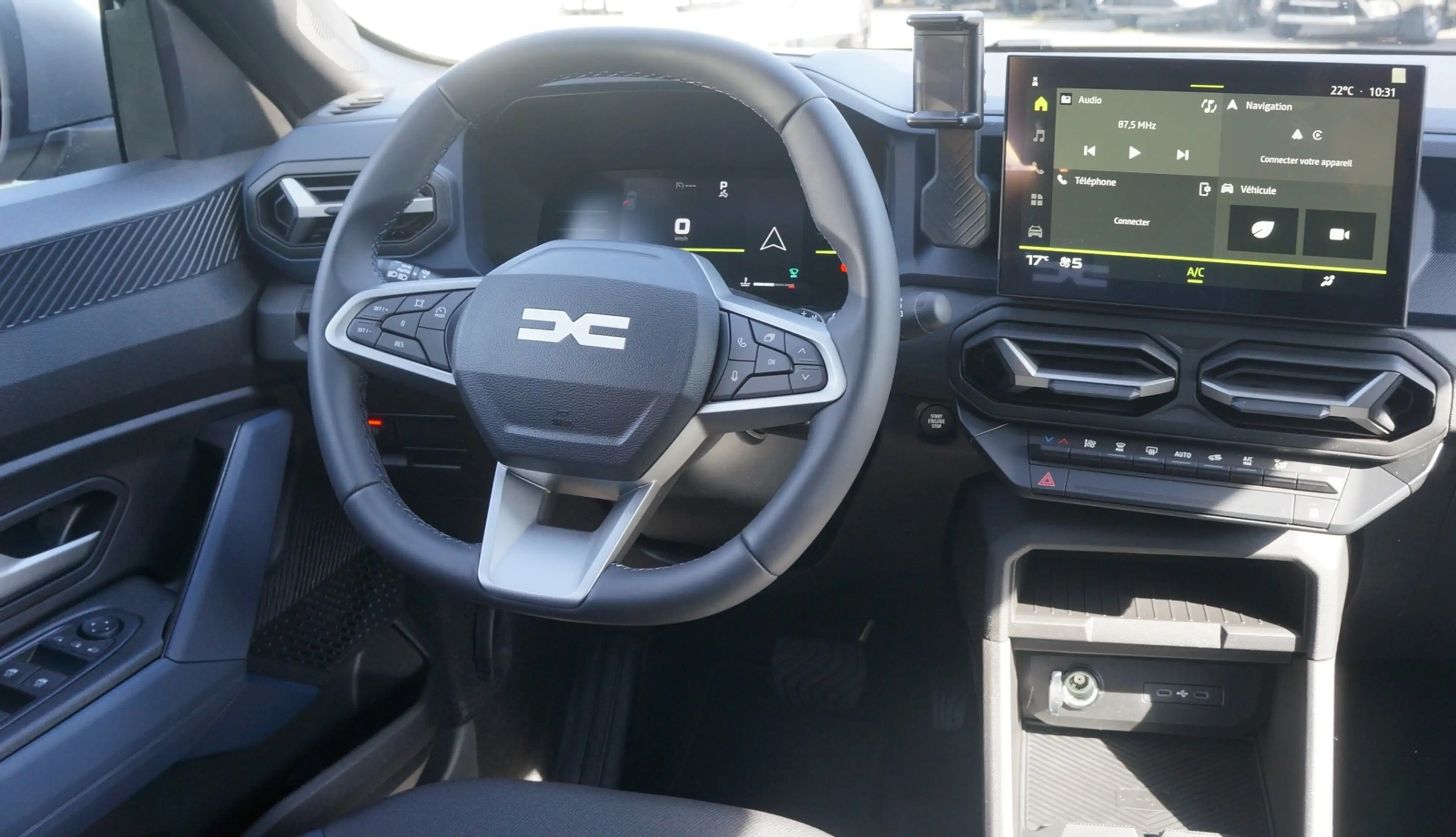 Dacia Duster III TCe150AUTOM*Journey+AHK NAVI+4 CAM+18Zoll+dopp — photo 20