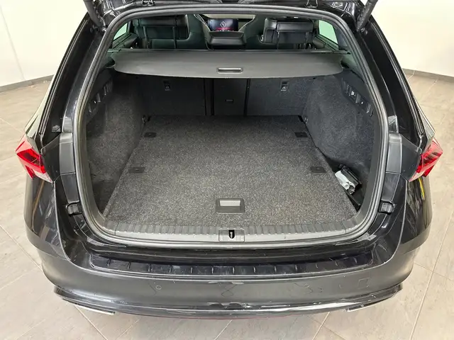 Skoda Octavia view 6