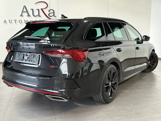 Skoda Octavia view 4