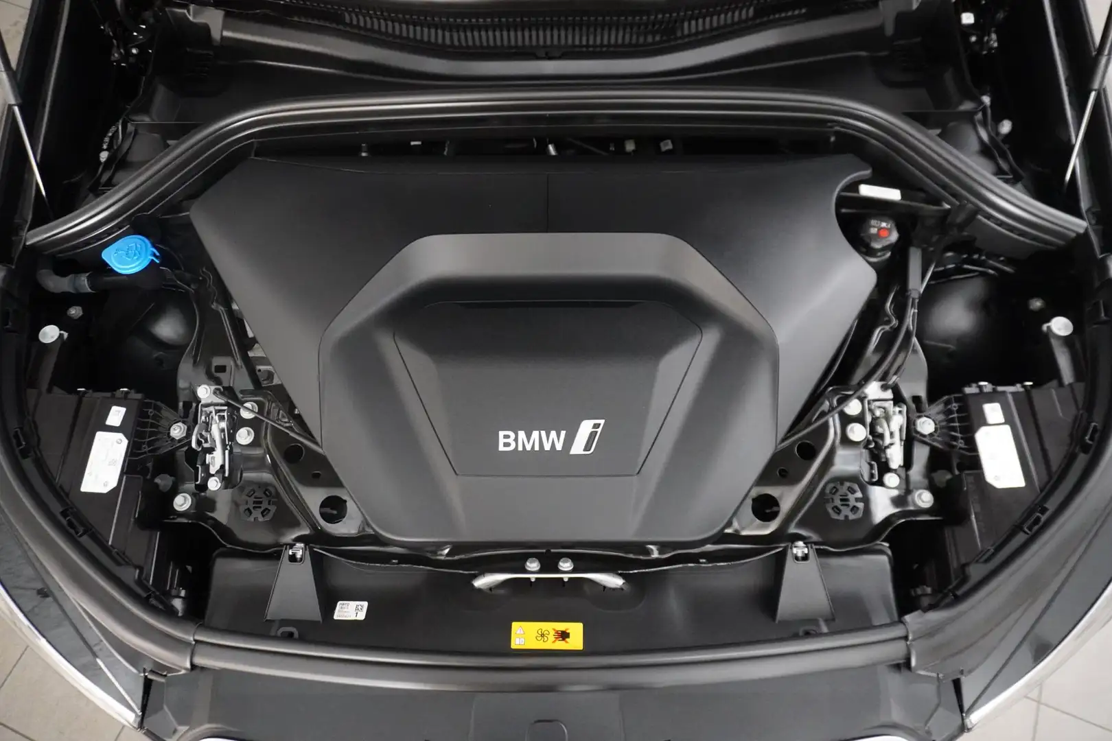 BMW iX1 iX1 xDrive30 Schwarz - 2