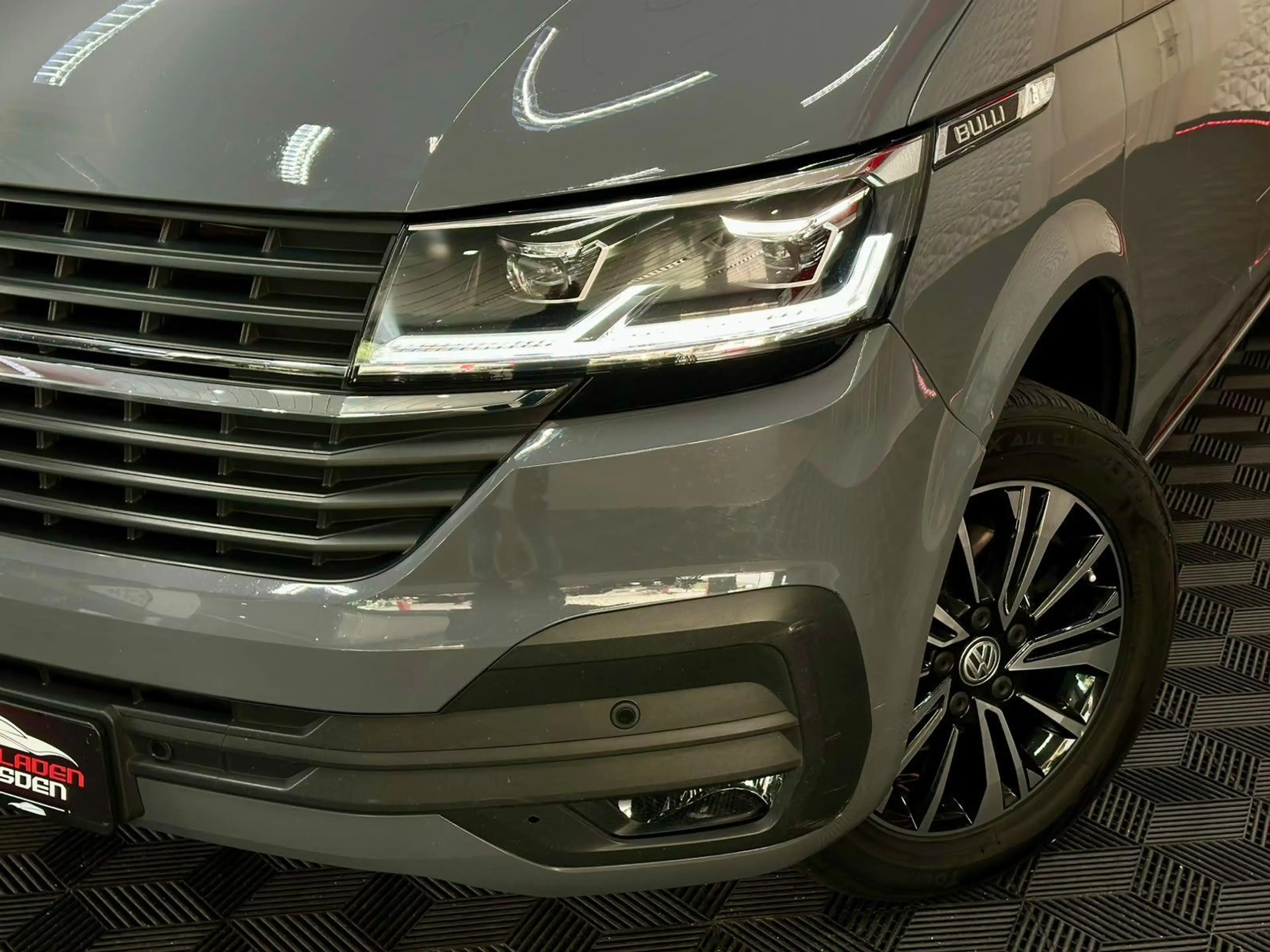 Volkswagen T6.1 Transporter 2.0TDI EDT. LED#VC#ACC#LKW#AHK — photo 11