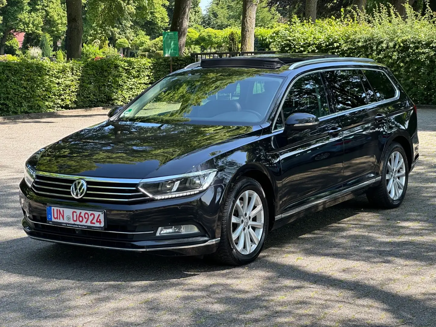 Volkswagen Passat Variant Passat Highline 2.0 *PANO*VIRTUAL*360*DSG*ACC* Noir - 2