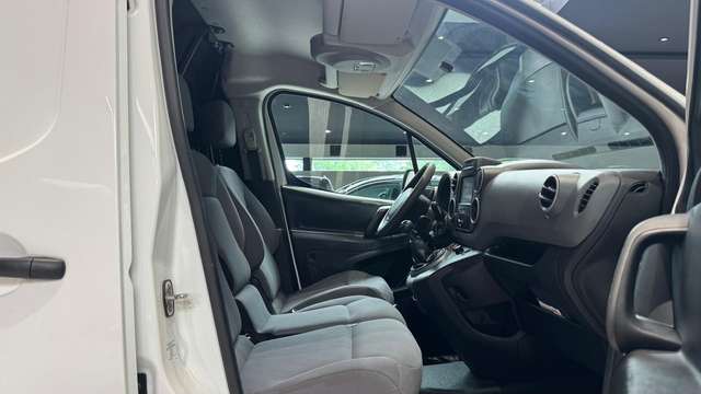Peugeot Partner — photo 11