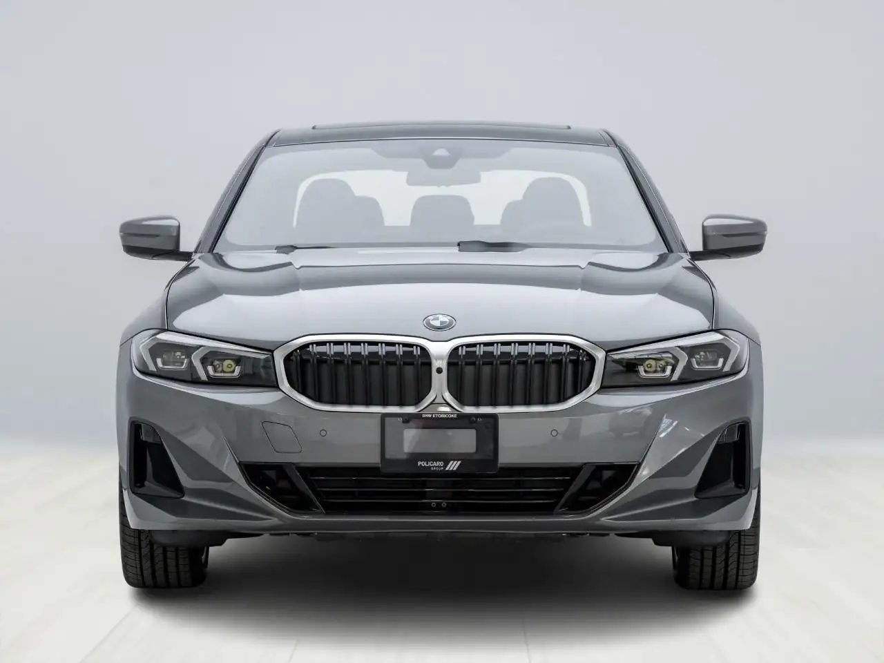 BMW 3 Series снимка BMW 3 Series